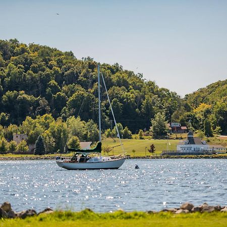 New Happy Trail 2Br Condo Close To Downtown Traverse City Esterno foto